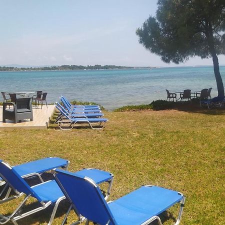 Studios Efi Beach Vourvourou Exteriör bild