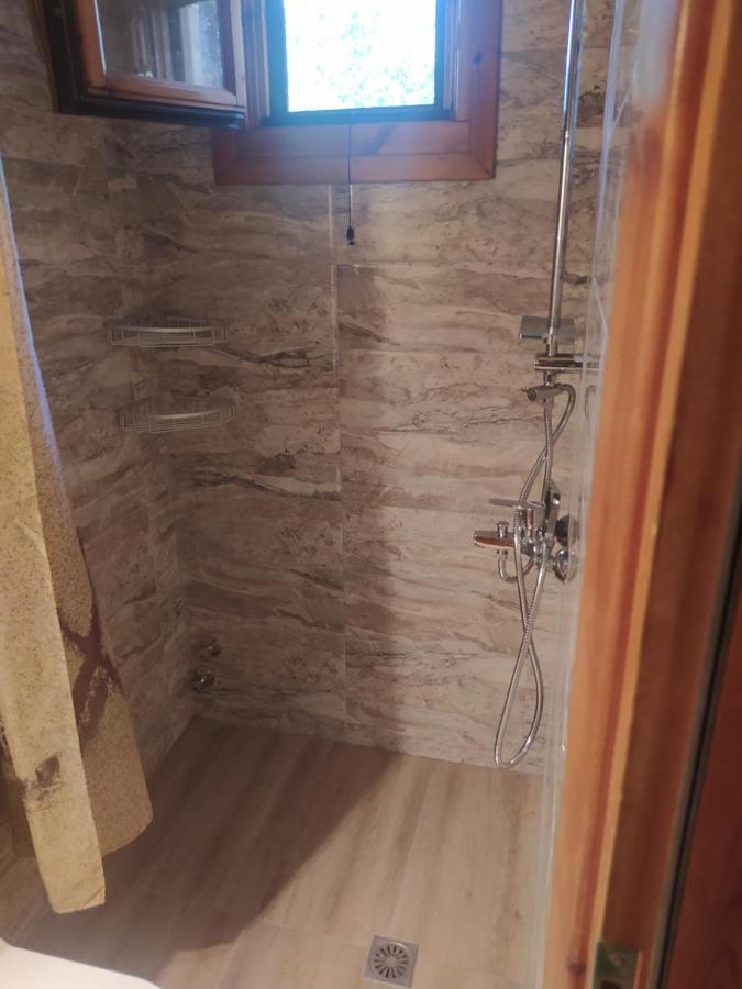 Studios Efi Beach Vourvourou Exteriör bild