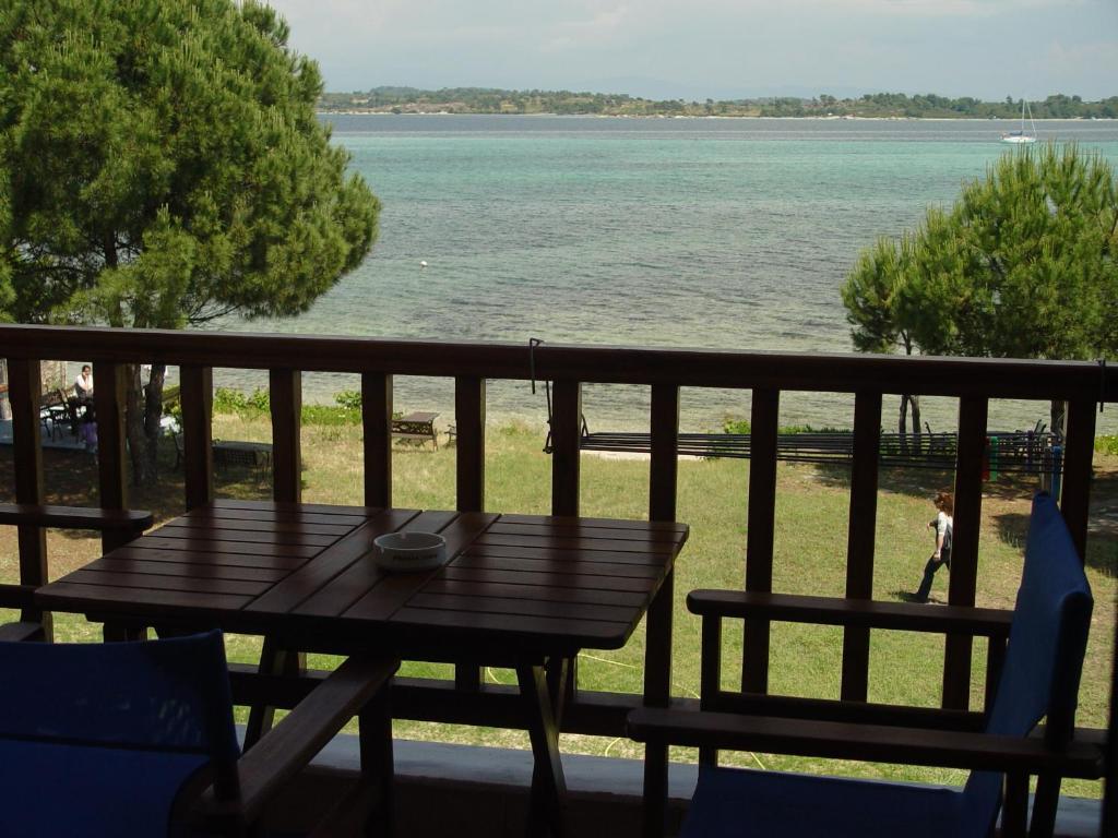 Studios Efi Beach Vourvourou Rum bild