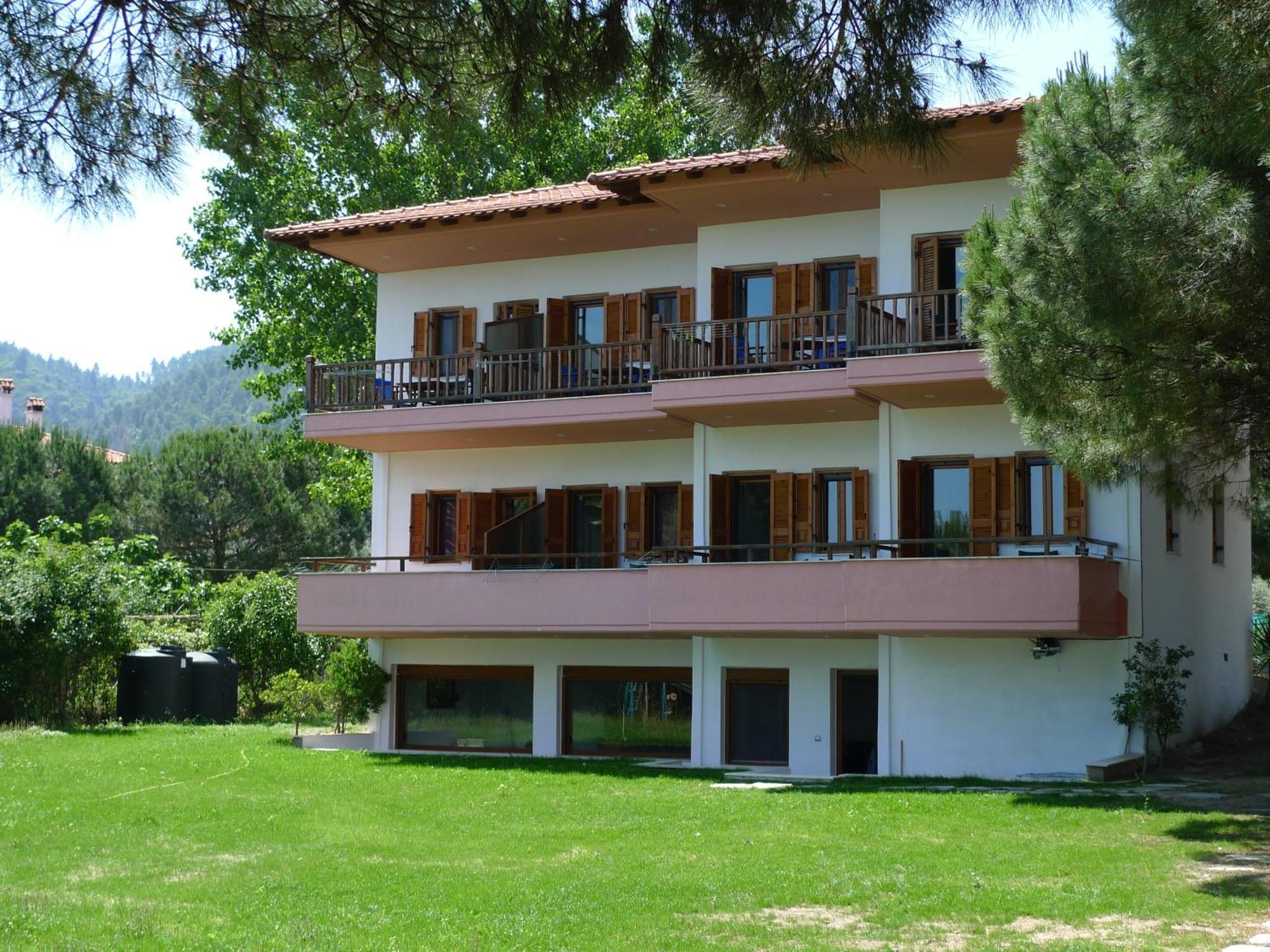 Studios Efi Beach Vourvourou Exteriör bild